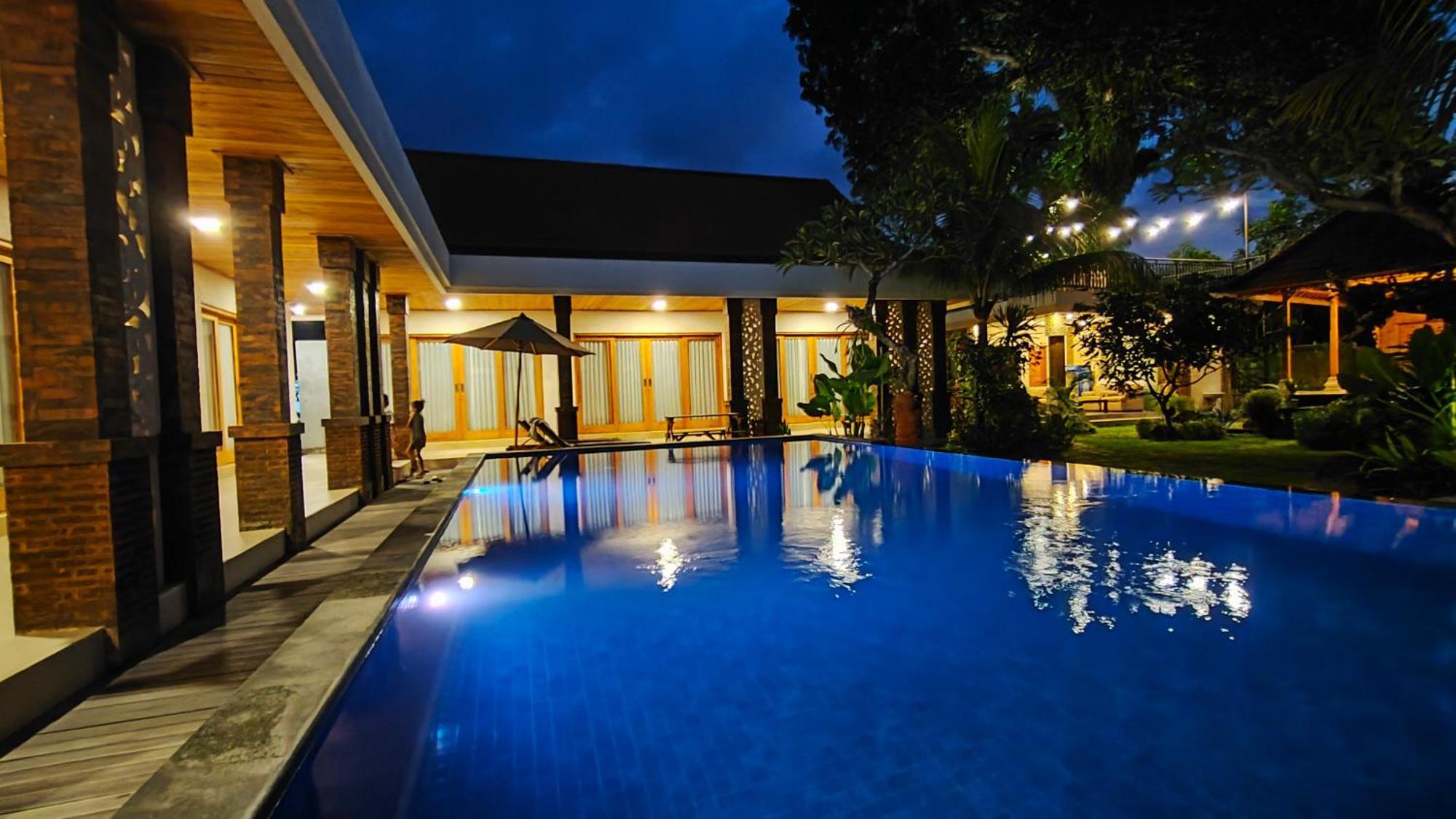 Puri Abian Ari Homestay *