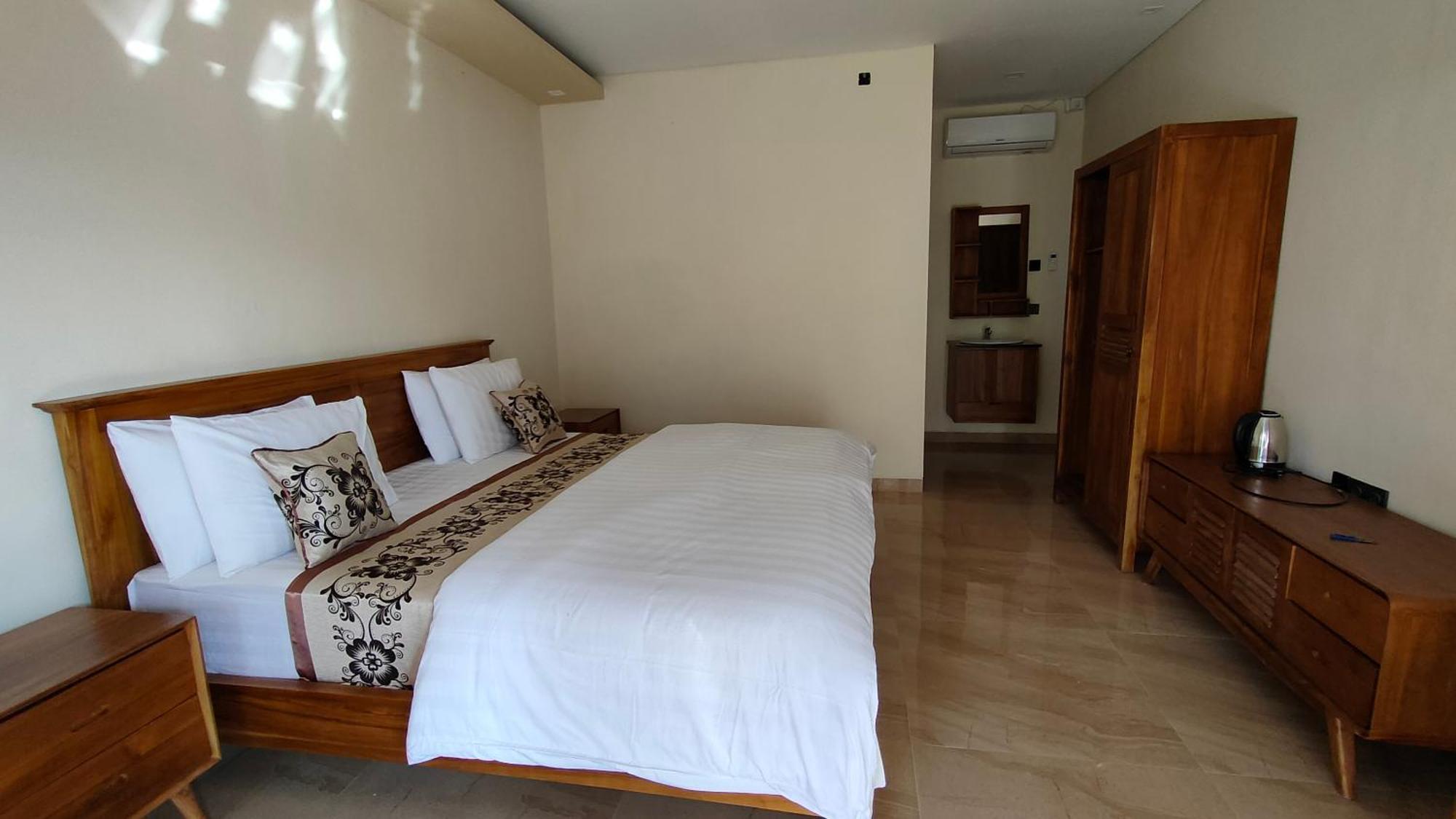 Puri Abian Ari Homestay *