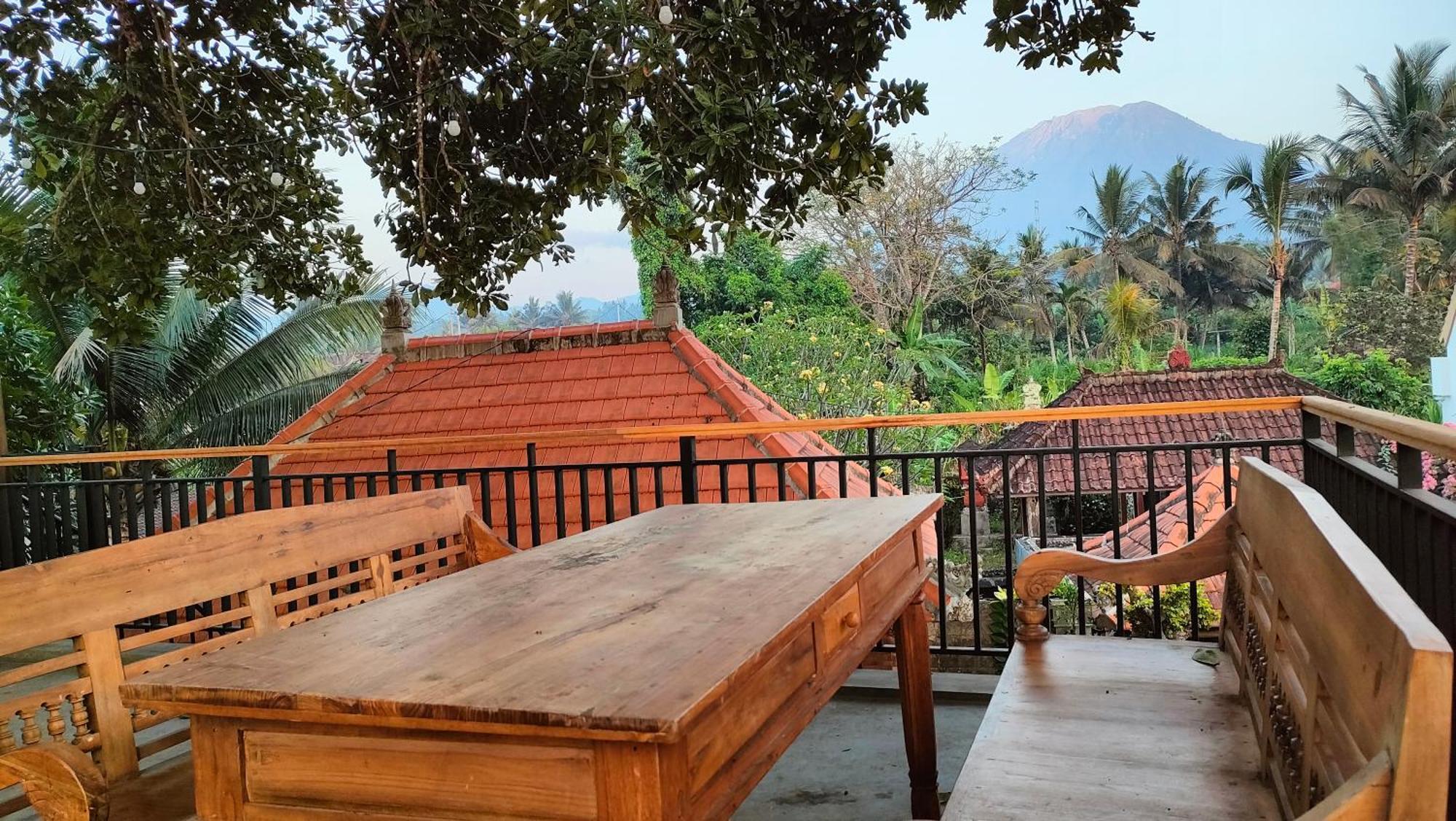 Puri Abian Ari Homestay